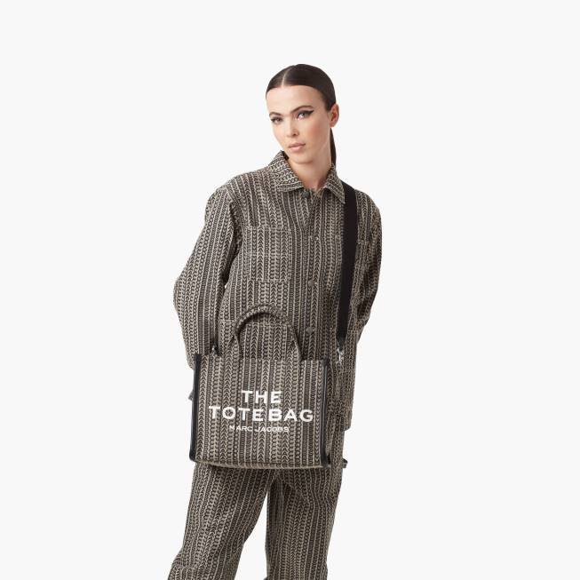 dk Marc Jacobs monogram medium mulepose beige multi 402Z85