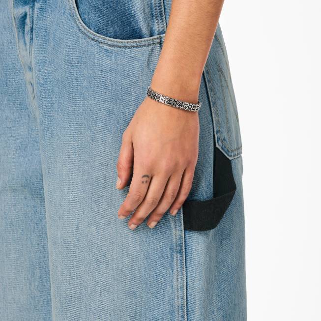 dk Marc Jacobs det monogramgraverede armbånd i ældet sølv 402Z424